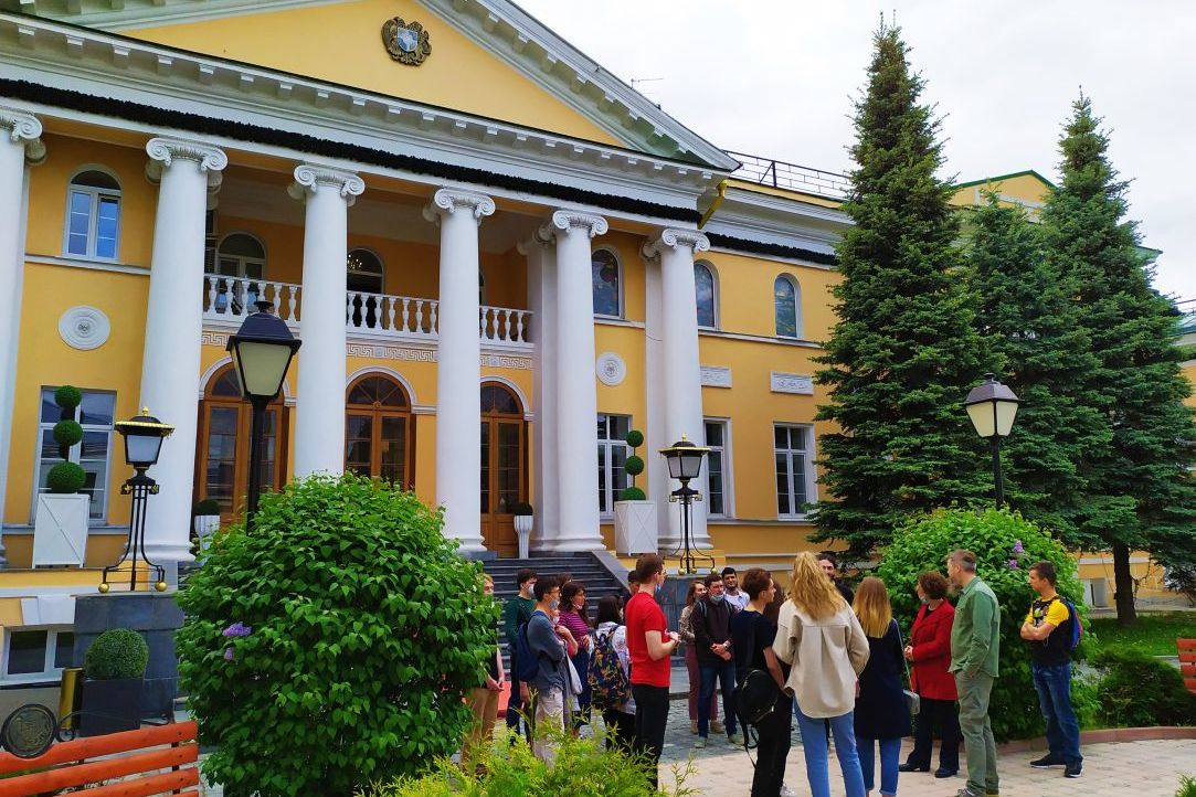 Экскурсия по историческому зданию Лазаревского института восточных языков
